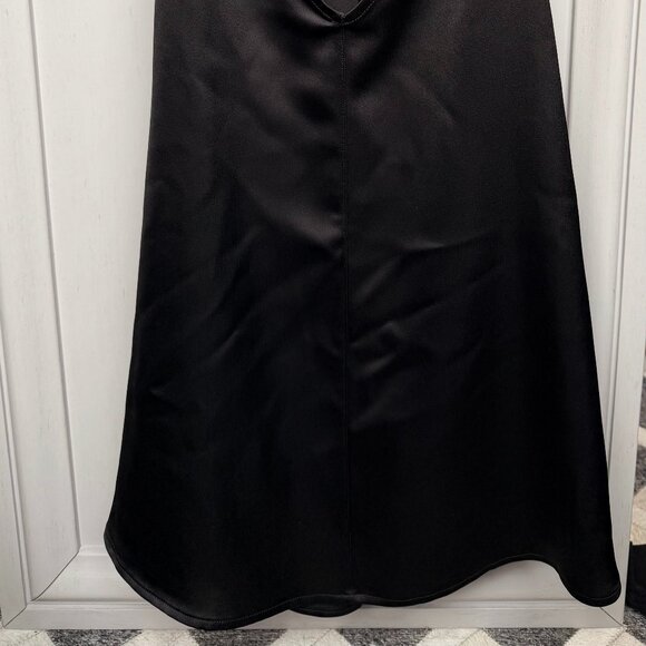 NWT SPANX Black Satin Adjustable V Neck Racer Back Cami, Size Medium - Picture 3 of 6